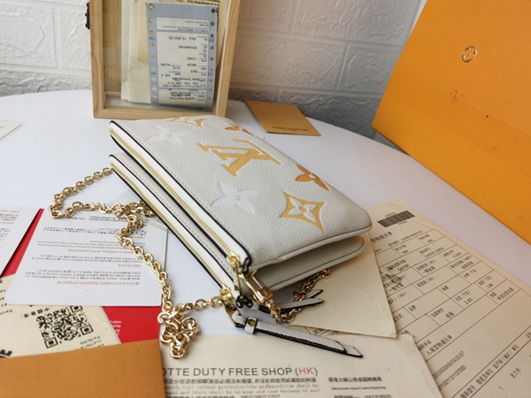 ルイヴィトンバッグ角部分ディテール